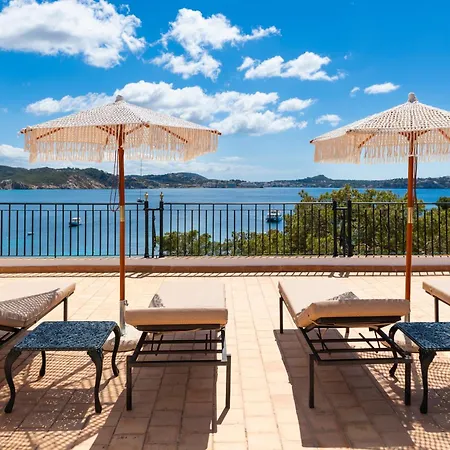 Ξενοδοχείο Cala Fornells 4*
