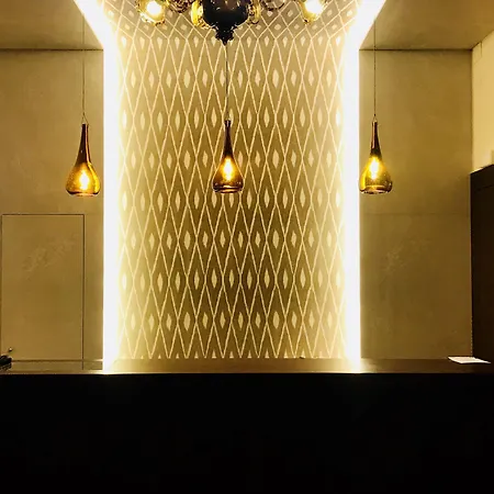 卡拉福内尔斯酒店 4* 帕格拉