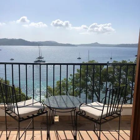 Cala Fornells 4* Παγκουέρα