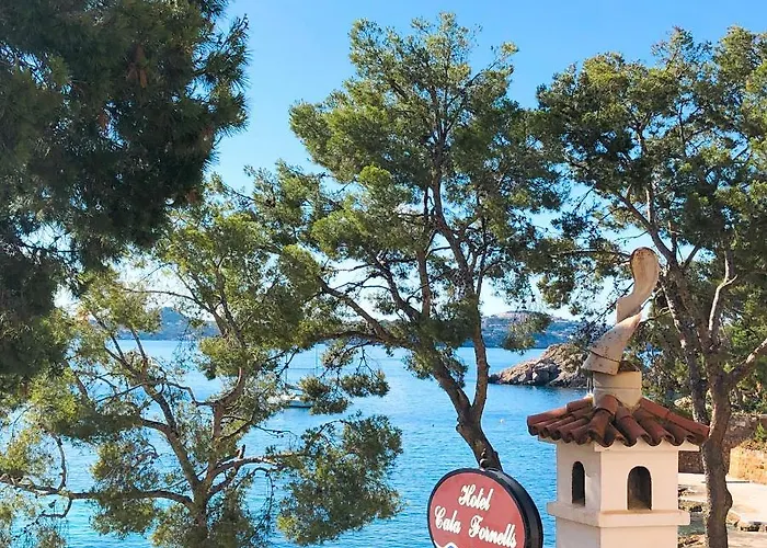 칼라 포르넬스 호텔