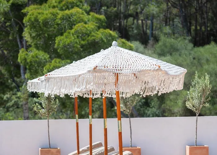 칼라 포르넬스 호텔 4*