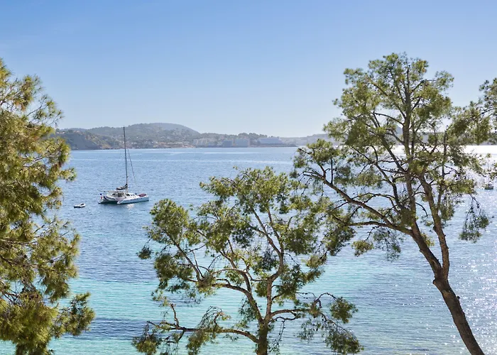 Cala Fornells Hotell 4*