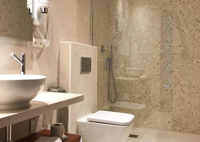 Hotell Cala Fornells 4*