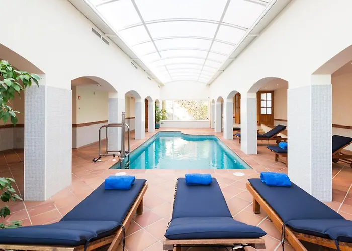 Готель Cala Fornells 4*